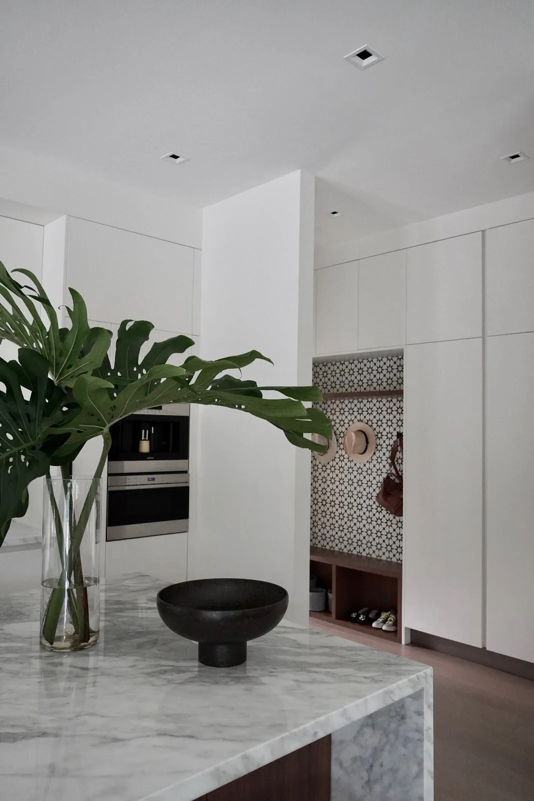 G Residence, Modern Remodel, Miami, Florida: home photo 3 by DALOP Design