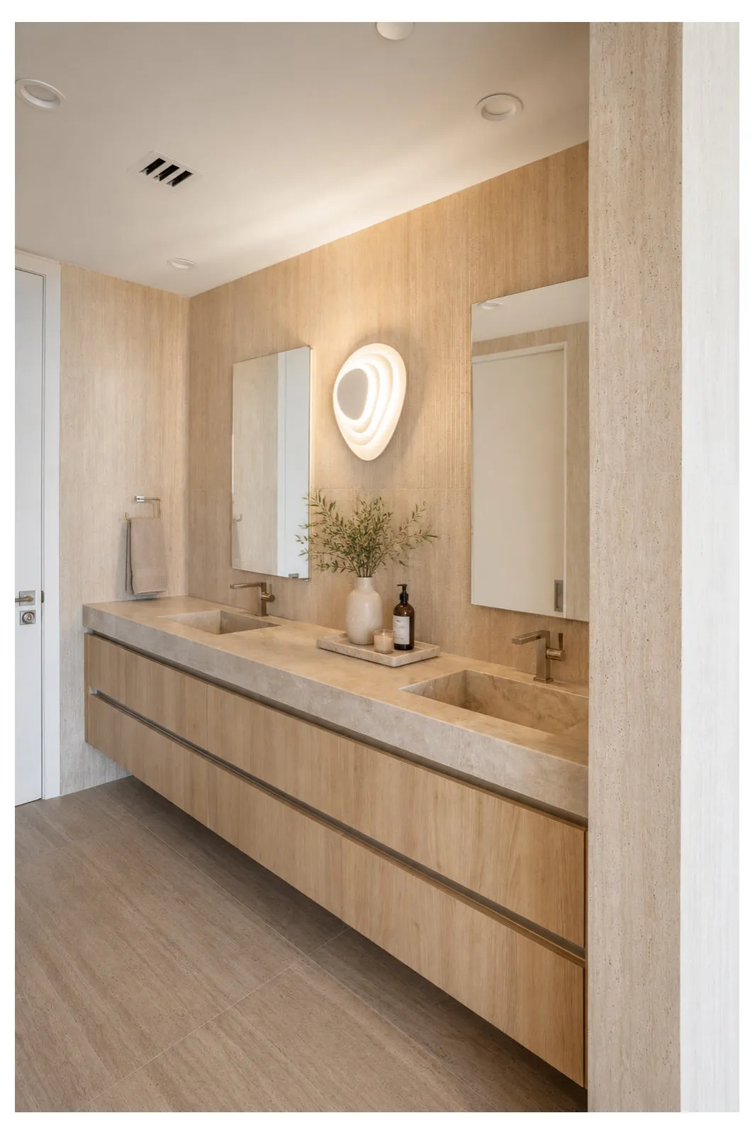 Marquis, Full Design and Renovation, Miami, Florida: home photo 4 by DALOP Design