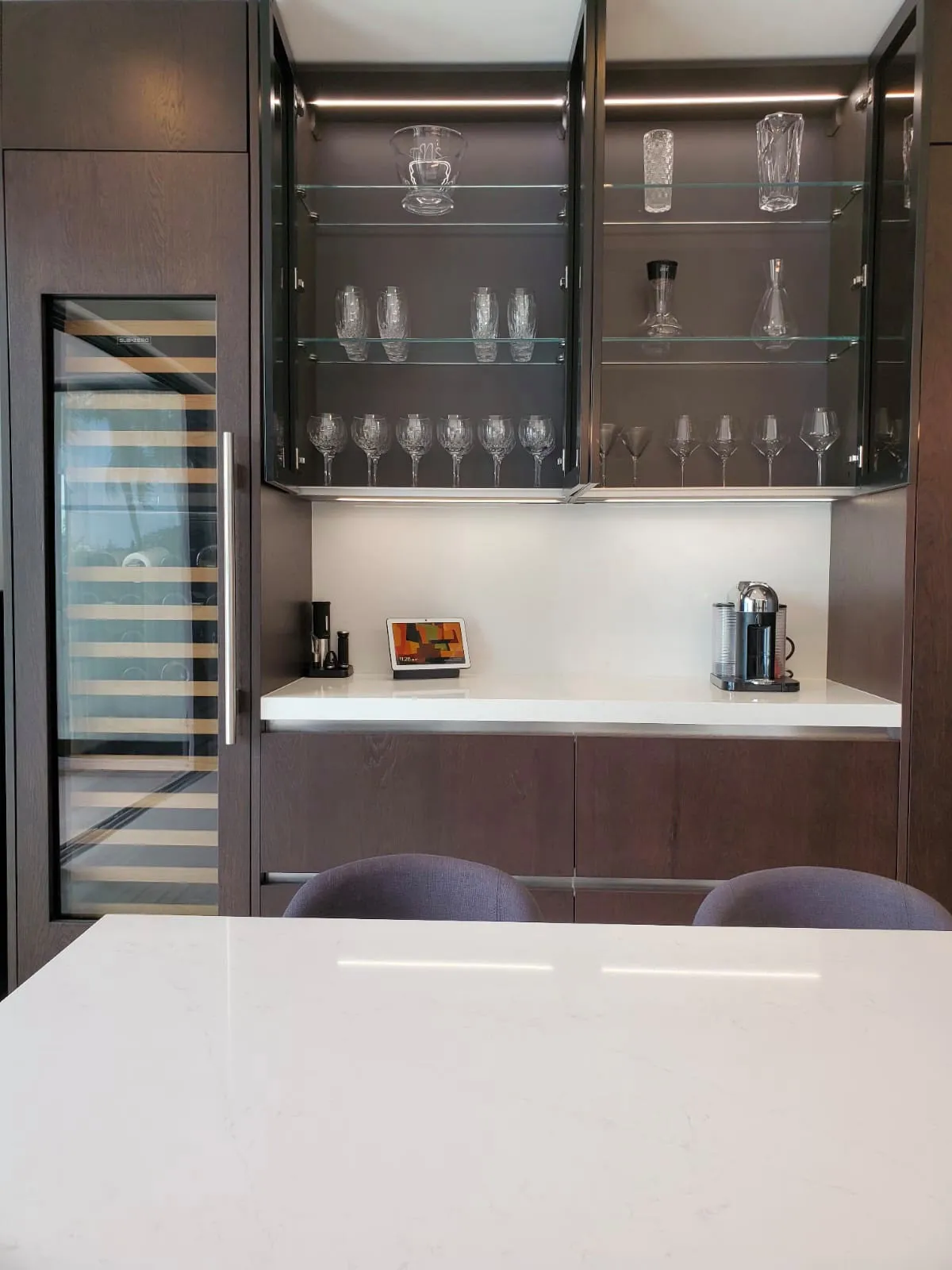Nahon Residence, Kitchen Remodel, Miami Beach, Florida: kitchen photo 5 by DALOP Design