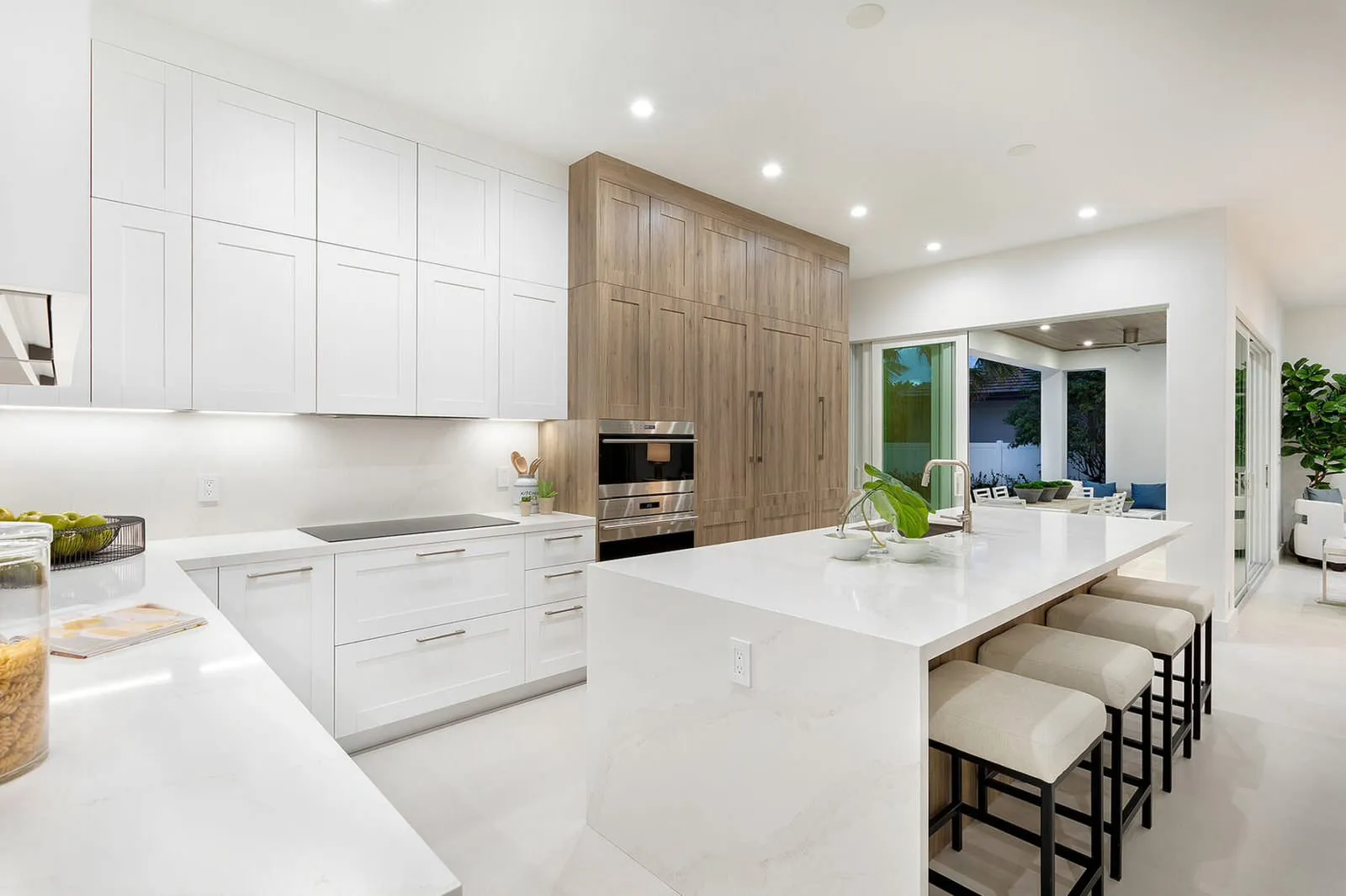 Spec Home, Pompano Beach, Pompano Beach, Florida: spec home photo 3 by DALOP Design